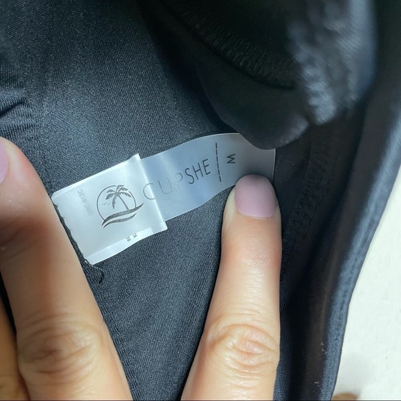 Medium One Piece Bathing Suit Black top Floral bottom - Picture 3 of 7